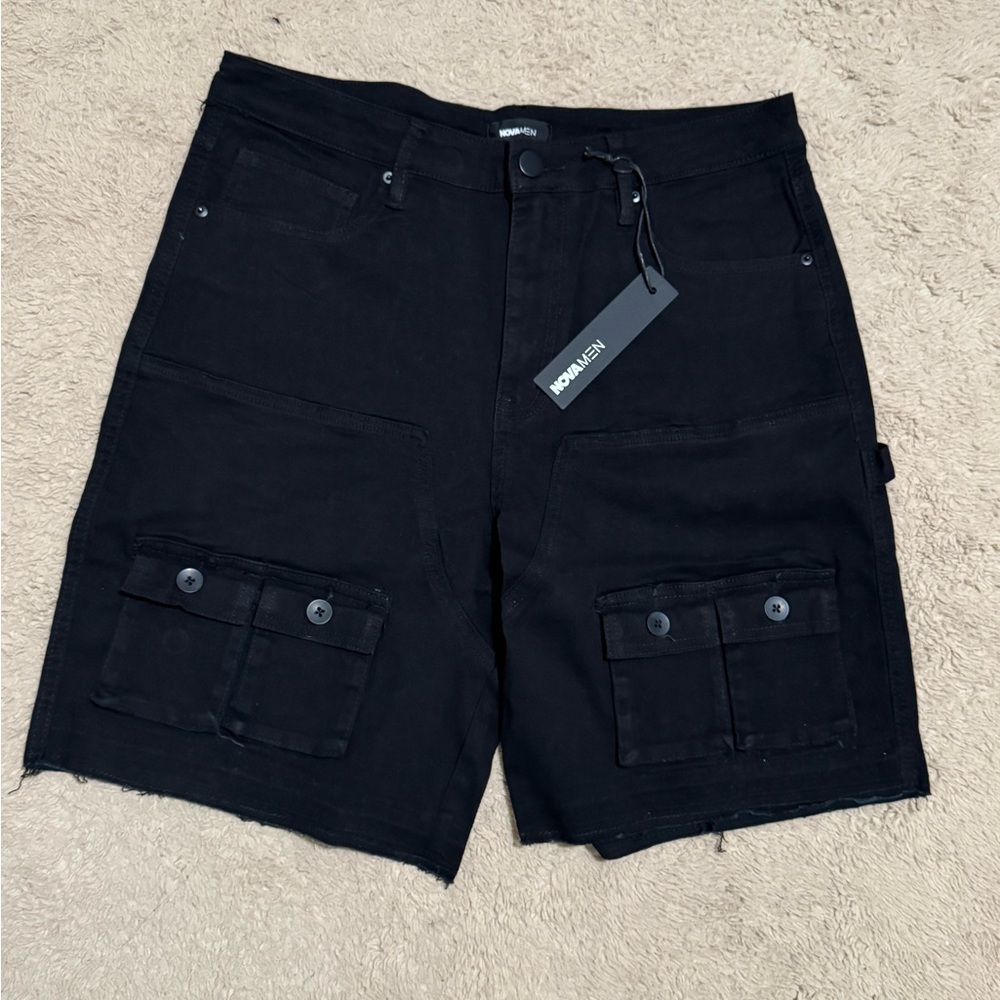 Fashion Nova Black Cargo Shorts with Belt Loops